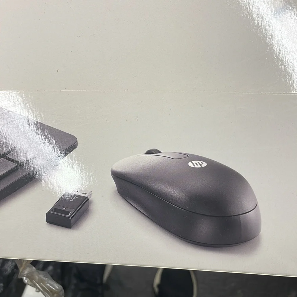 Wireless computer keyboard